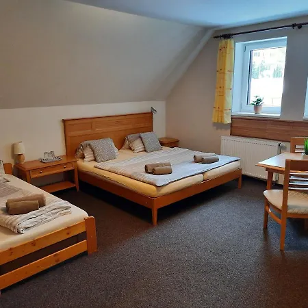 Maison d'hôtes Sportcentrum Klinovec 3*