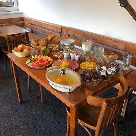 بيت ضيافة Sportcentrum Klinovec