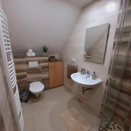 Sportcentrum Klinovec 3* Лоучна-под-Клиновцем