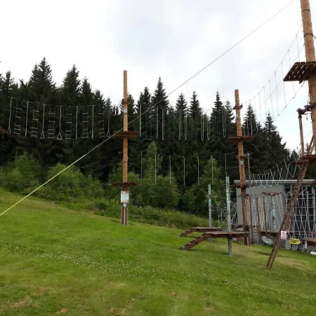 بيت ضيافة Sportcentrum Klinovec 3*