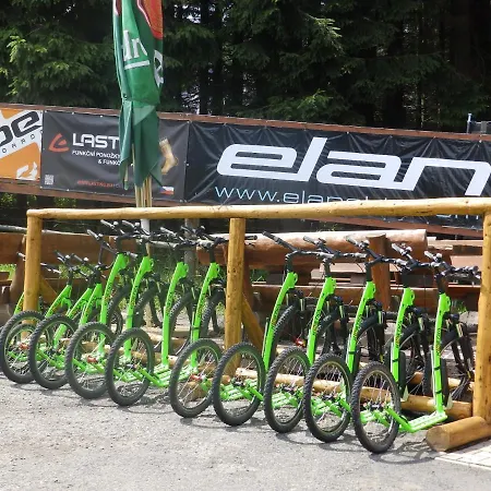 Sportcentrum Klinovec Лоучна-под-Клиновцем