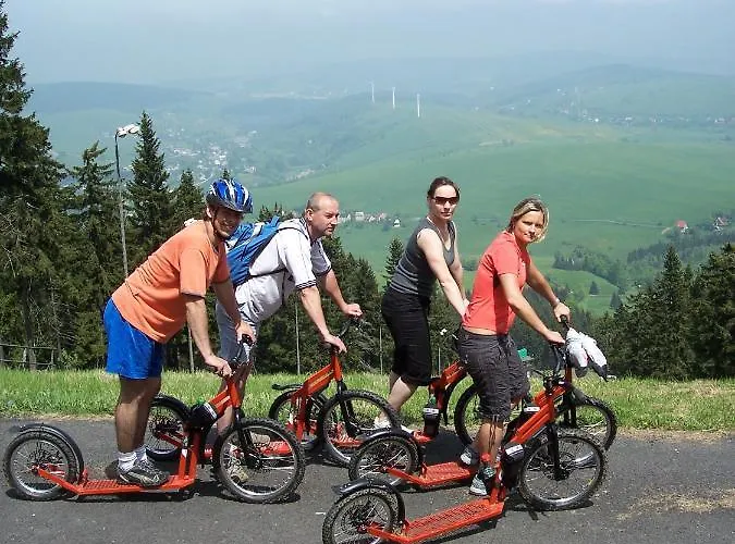 ゲストハウス Sportcentrum Klinovec Loučná pod Klínovcem